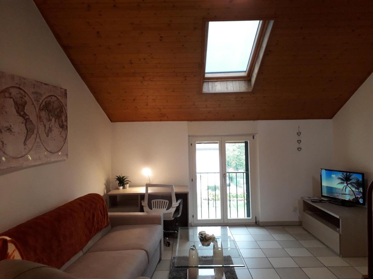 Holidays Homes Il Folletto Quartino Dış mekan fotoğraf